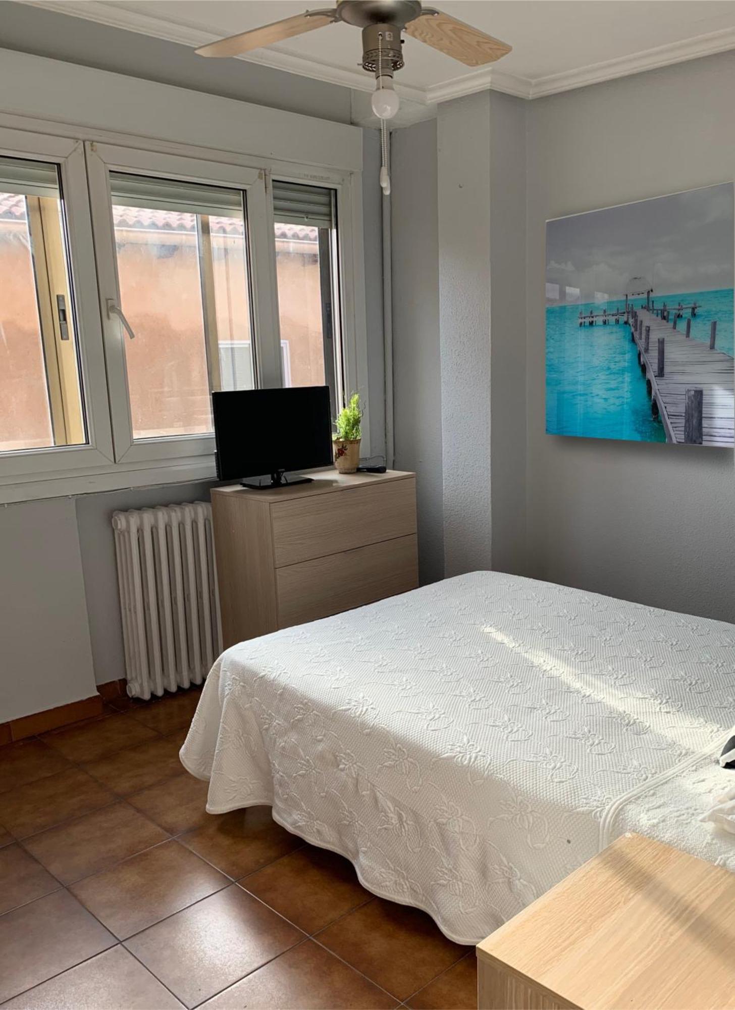 Hotel Y Restaurante Puerta De Aranda Aranda de Duero Kültér fotó