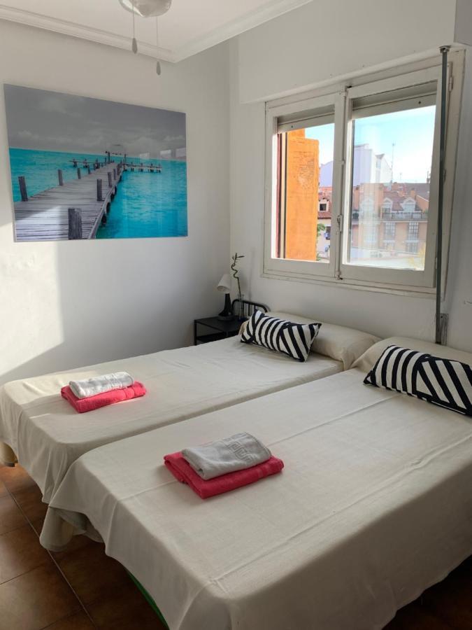Hotel Y Restaurante Puerta De Aranda Aranda de Duero Kültér fotó